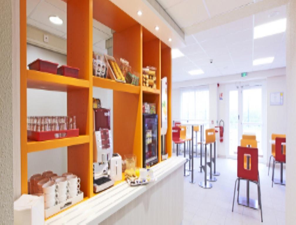 The Originals Access,Tendance Hotel, Saint-Etienne Андрезю-Бутеон Екстериор снимка